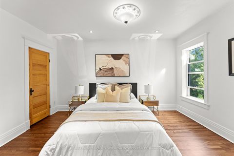 Photo 12 at 13 Evelyn Crescent, High Park North, Toronto
