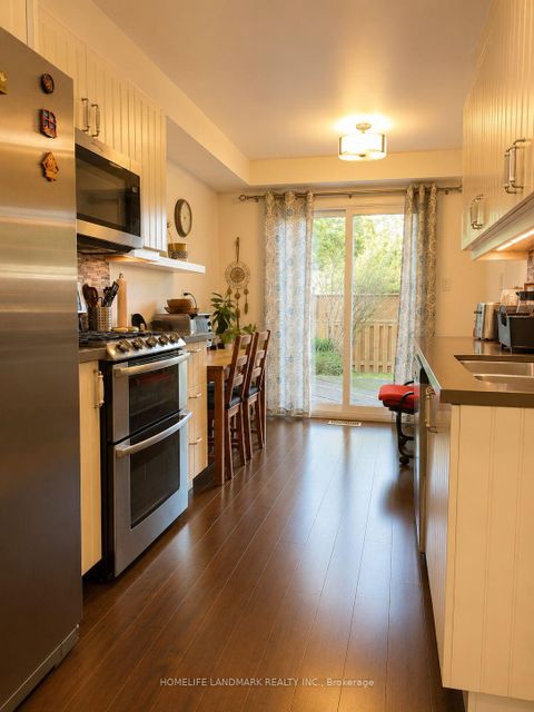 Photo 11 at 13 - 115 Avenue Road, North Richvale, Richmond Hill