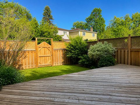 Photo 17 at 13 - 115 Avenue Road, North Richvale, Richmond Hill