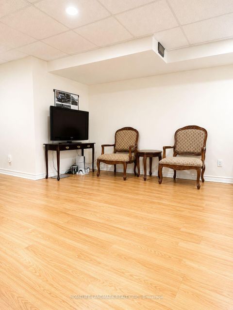 Photo 31 at 13 - 115 Avenue Road, North Richvale, Richmond Hill