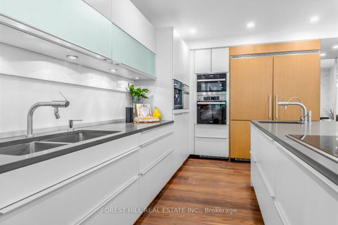 Photo 11 at 309 Lonsdale Road, Casa Loma, Toronto