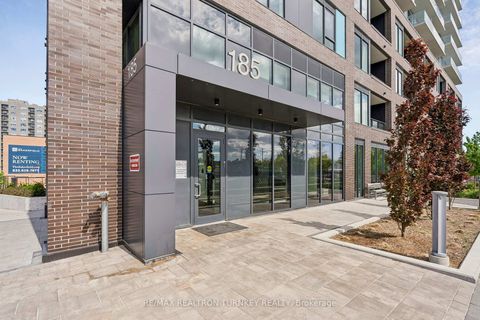 Photo 1 at 311 - 185 Deerfield Road N, Central Newmarket, Newmarket