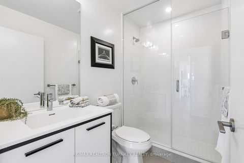 Photo 16 at 311 - 185 Deerfield Road N, Central Newmarket, Newmarket