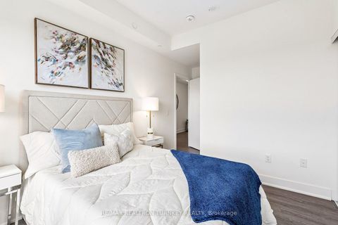 Photo 19 at 311 - 185 Deerfield Road N, Central Newmarket, Newmarket