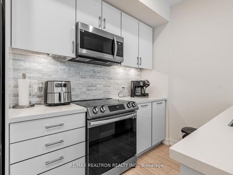 Photo 5 at G13 - 415 SEA RAY Avenue, Rural Innisfil, Innisfil