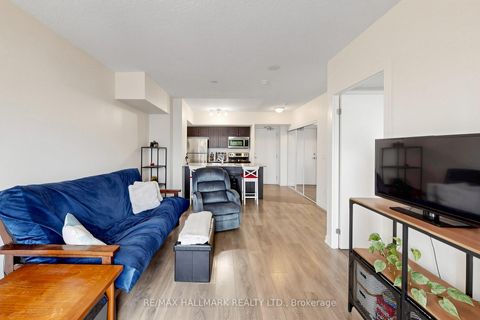 Photo 9 at 1119 - 812 Lansdowne Avenue, Junction, Toronto