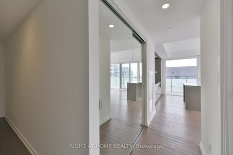 Photo 3 at 3903 - 101 Peter Street W, Waterfront Communities C1, Toronto