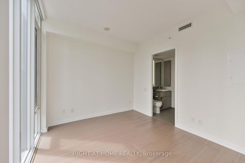 Photo 13 at 3903 - 101 Peter Street W, Waterfront Communities C1, Toronto