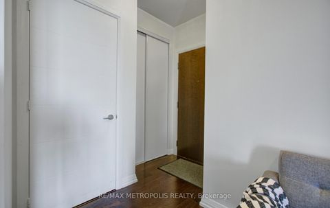 Photo 16 at 2015 - 460 Adelaide Street E, Moss Park, Toronto