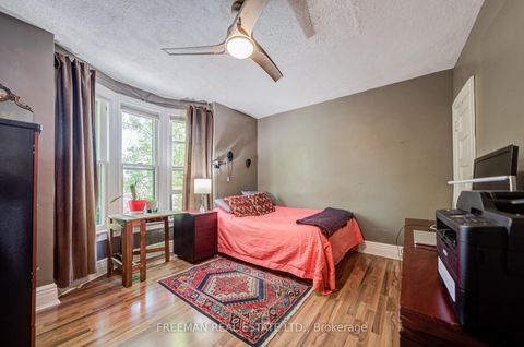 Photo 17 at 224 Lippincott Street, University, Toronto