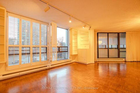 Photo 12 at 201 - 240 Heath Street W, Forest Hill South, Toronto