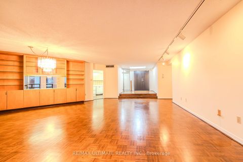Photo 25 at 201 - 240 Heath Street W, Forest Hill South, Toronto