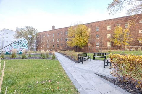 Photo 32 at 201 - 240 Heath Street W, Forest Hill South, Toronto