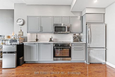Photo 3 at 3505 - 33 Charles Street E, Yonge Corridor, Toronto