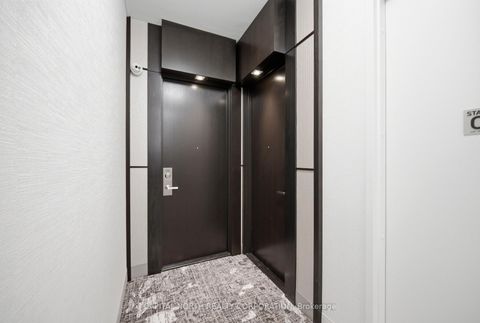 Photo 5 at 804 - 23 Glebe Road W, Eglinton, Toronto