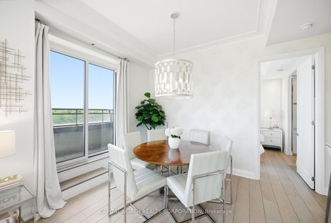 Photo 12 at 804 - 23 Glebe Road W, Eglinton, Toronto