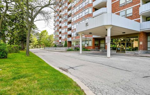 Photo 3 at 1915 - 121 Ling Road, West Hill, Toronto