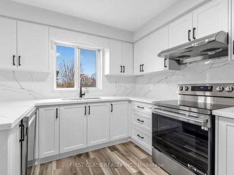 Photo 10 at 104 Chalmers Drive, Painswick South, Barrie