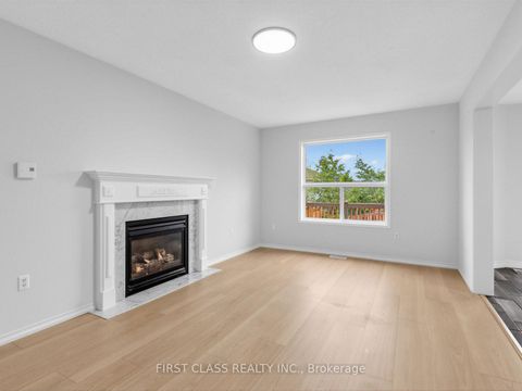 Photo 15 at 104 Chalmers Drive, Painswick South, Barrie