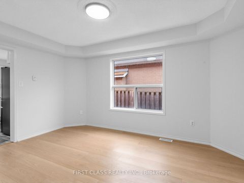 Photo 18 at 104 Chalmers Drive, Painswick South, Barrie