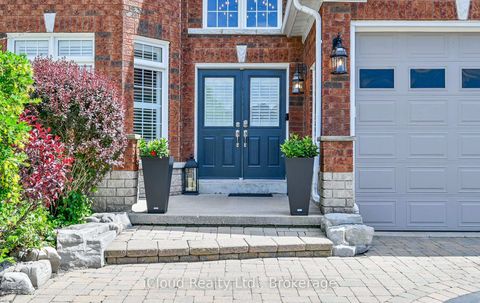 Photo 3 at 7 Gagnon Gate, Rolling Acres, Whitby