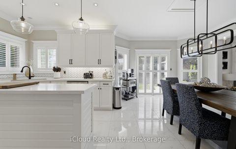 Photo 11 at 7 Gagnon Gate, Rolling Acres, Whitby