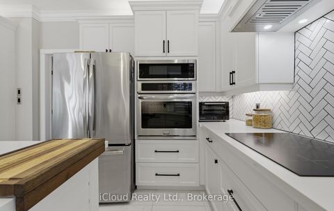 Photo 15 at 7 Gagnon Gate, Rolling Acres, Whitby