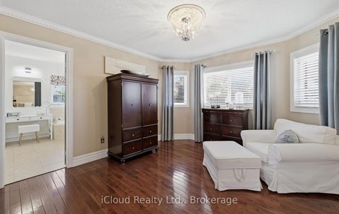 Photo 23 at 7 Gagnon Gate, Rolling Acres, Whitby