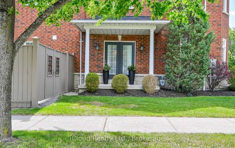 Photo 37 at 7 Gagnon Gate, Rolling Acres, Whitby