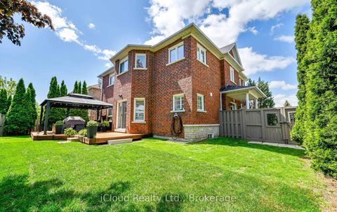 Photo 48 at 7 Gagnon Gate, Rolling Acres, Whitby