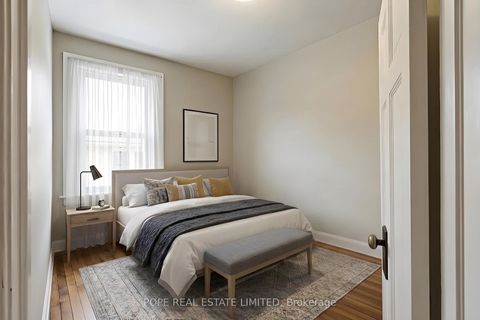 Photo 11 at 18 Edgewood Avenue, Woodbine Corridor, Toronto