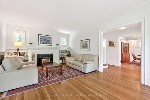 Photo 3 at 42 Humbercrest Boulevard, Lambton Baby Point, Toronto