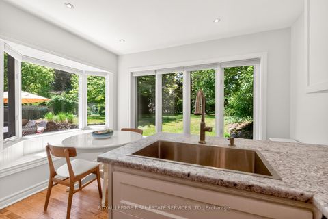 Photo 12 at 42 Humbercrest Boulevard, Lambton Baby Point, Toronto