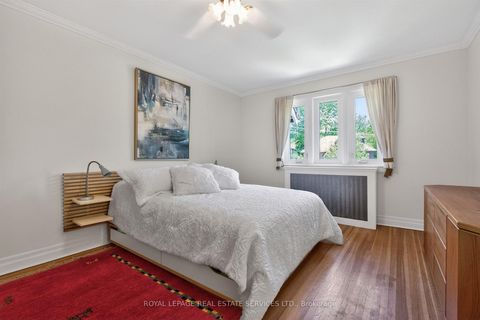 Photo 15 at 42 Humbercrest Boulevard, Lambton Baby Point, Toronto