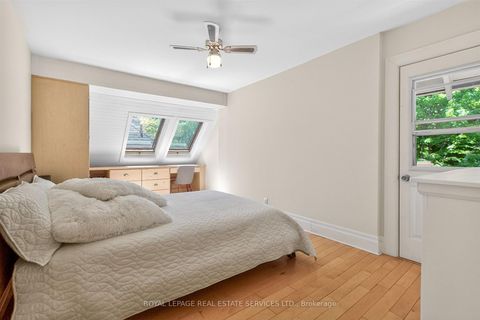 Photo 17 at 42 Humbercrest Boulevard, Lambton Baby Point, Toronto