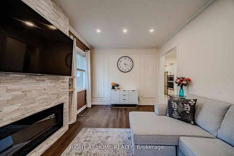 Photo 8 at 111 Forecastle Road, Patterson, Vaughan