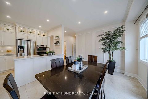 Photo 12 at 111 Forecastle Road, Patterson, Vaughan