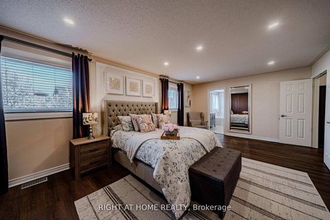 Photo 23 at 111 Forecastle Road, Patterson, Vaughan