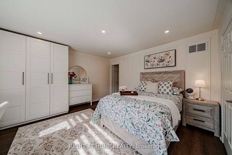 Photo 27 at 111 Forecastle Road, Patterson, Vaughan