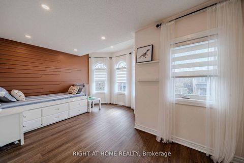 Photo 31 at 111 Forecastle Road, Patterson, Vaughan