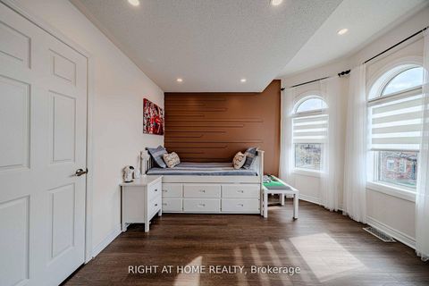Photo 32 at 111 Forecastle Road, Patterson, Vaughan