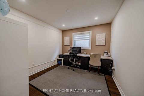 Photo 36 at 111 Forecastle Road, Patterson, Vaughan
