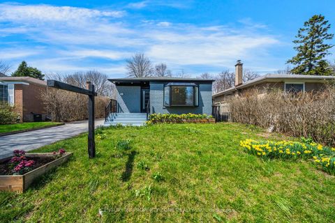 Photo 1 at 203 Toynbee Trail, Guildwood, Toronto