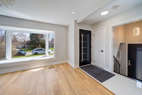 Photo 7 at 203 Toynbee Trail, Guildwood, Toronto