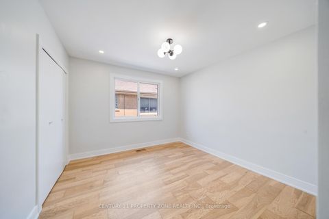 Photo 21 at 203 Toynbee Trail, Guildwood, Toronto