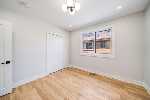Photo 22 at 203 Toynbee Trail, Guildwood, Toronto