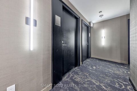 Photo 4 at 833 - 31 Tippett Road, Clanton Park, Toronto