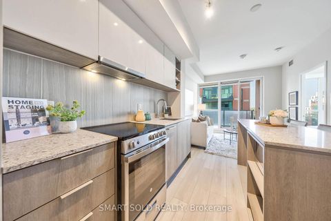 Photo 6 at 833 - 31 Tippett Road, Clanton Park, Toronto