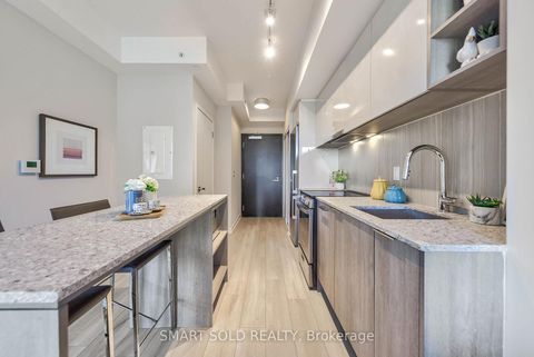 Photo 9 at 833 - 31 Tippett Road, Clanton Park, Toronto