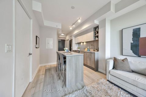 Photo 12 at 833 - 31 Tippett Road, Clanton Park, Toronto